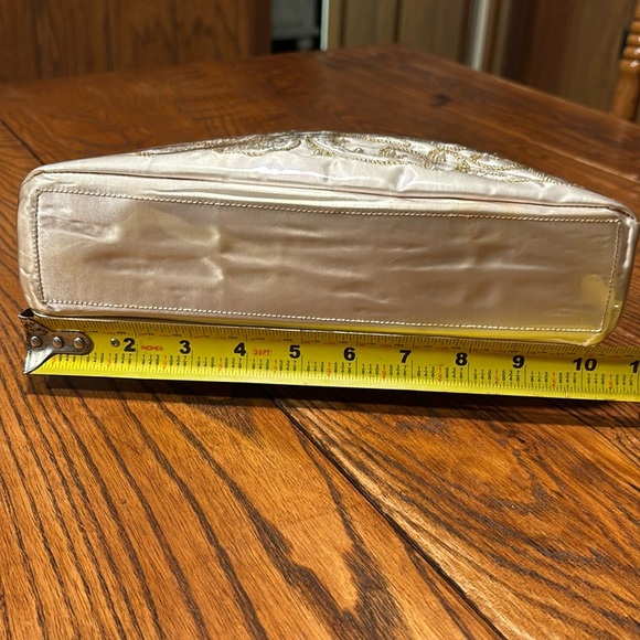 Charles S Kahn, Inc Handbag Vinyl Covered Satin W/Gold Thread Pearls & Diamonds - Picture 10 of 16